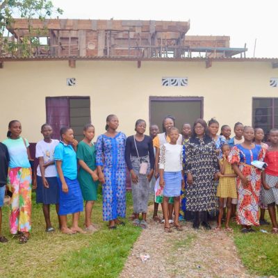 Kananga : dans trois Espaces Sûrs, les jeunes filles renforcent leur confiance et leur leadership