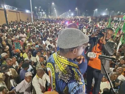 Kananga : de retour dans sa circonscription, John Kabeya Shikayi met en avant son bilan et ses priorités pour le Kasaï-Central